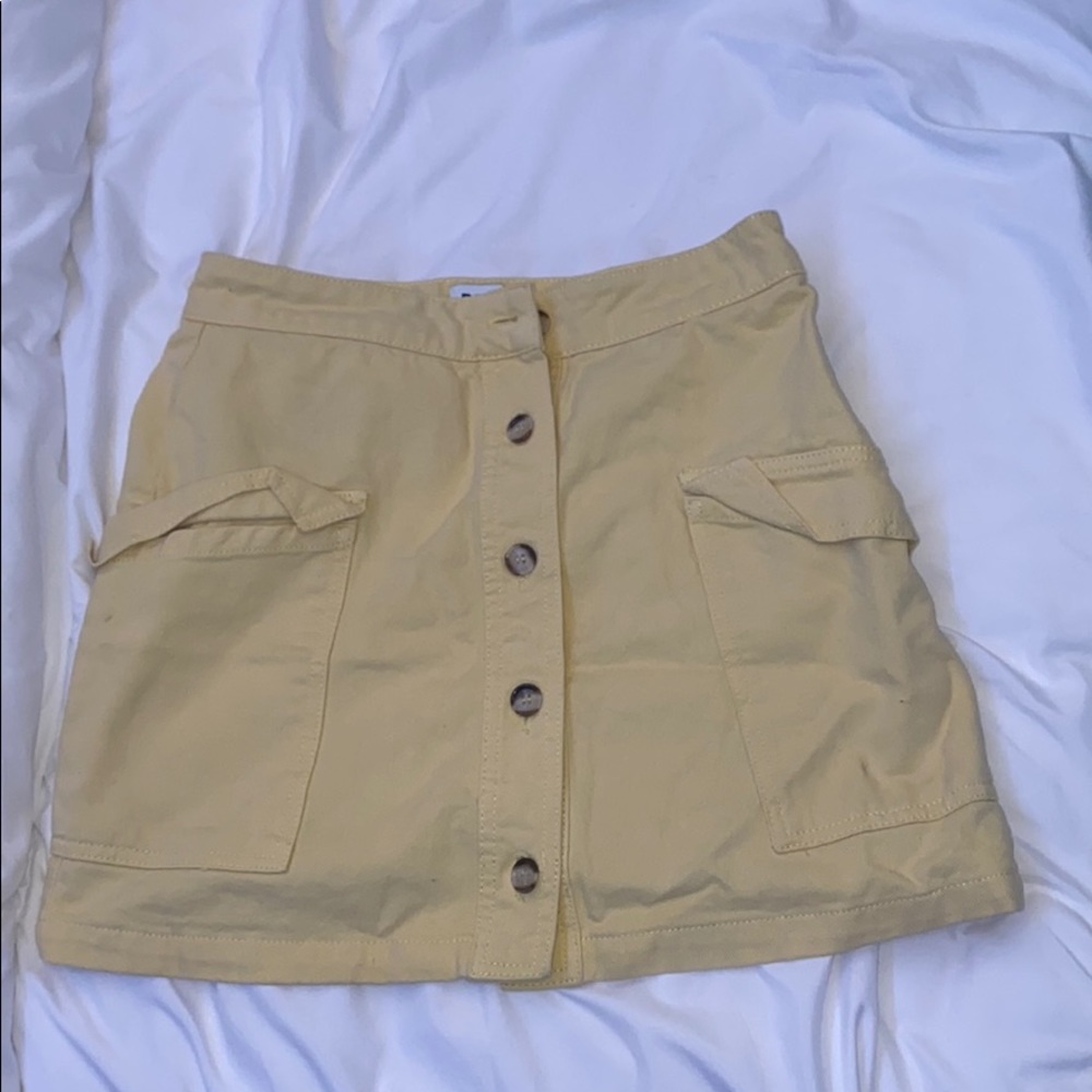 URBAN OUTFITTERS BDG YELLOW SKIRT